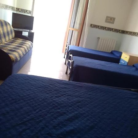 Al Centro Bed & Breakfast Fondi Exterior foto